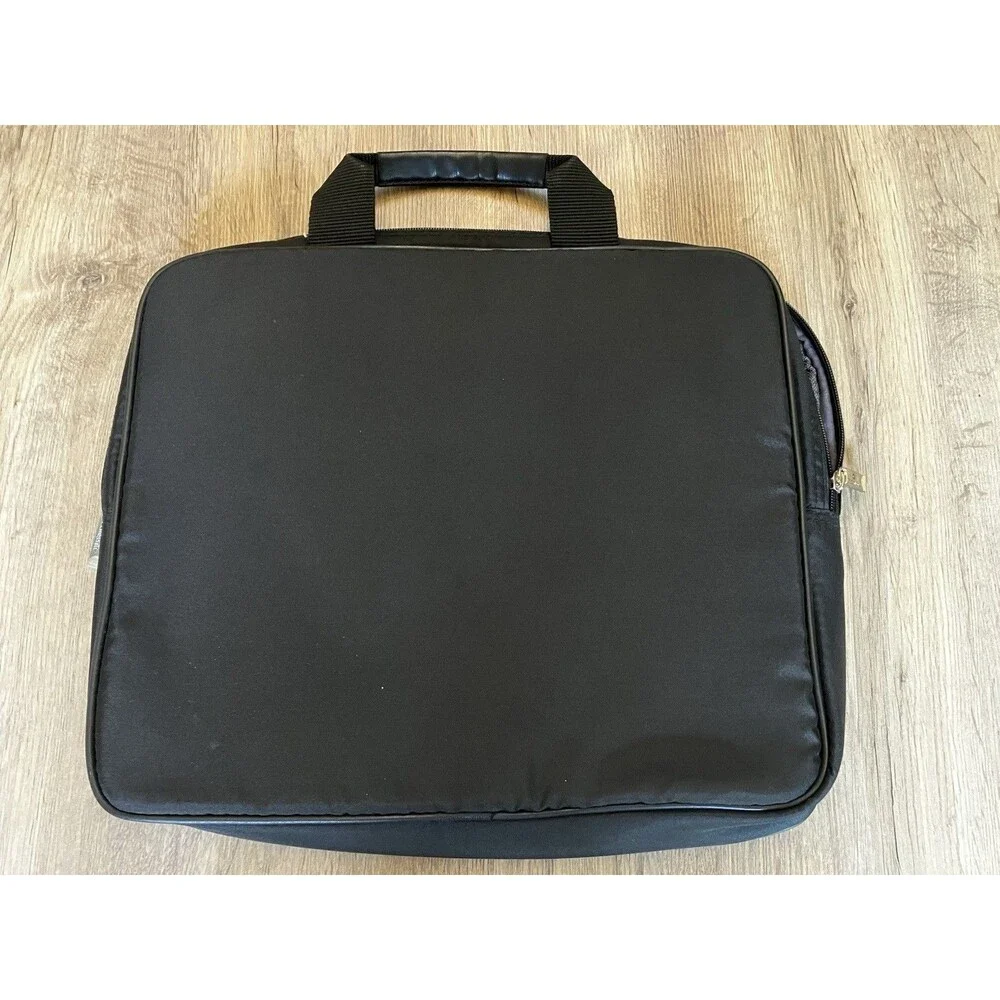 Samsonite 13 Inch Laptop Bag Very Lightly Used (Looks New)